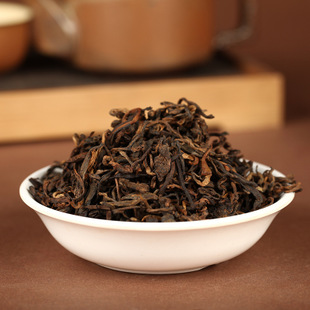 云南勐海老树普洱茶：品质越，价格实，批发茶厂图片大全