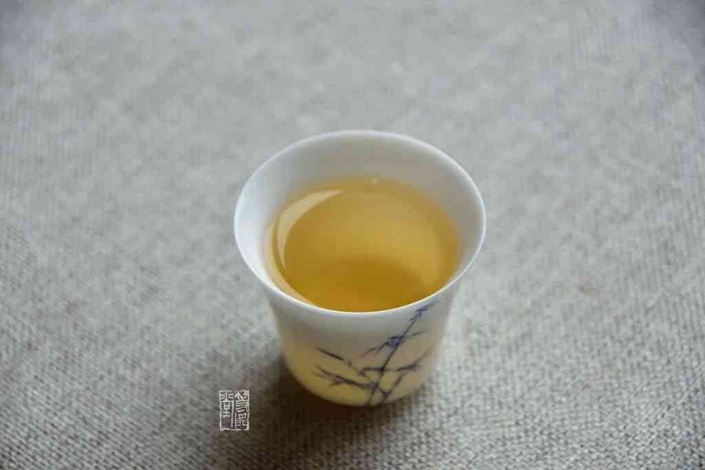 普洱茶种类详解：圆圆的普洱茶有哪些品种？如何鉴别与品饮？