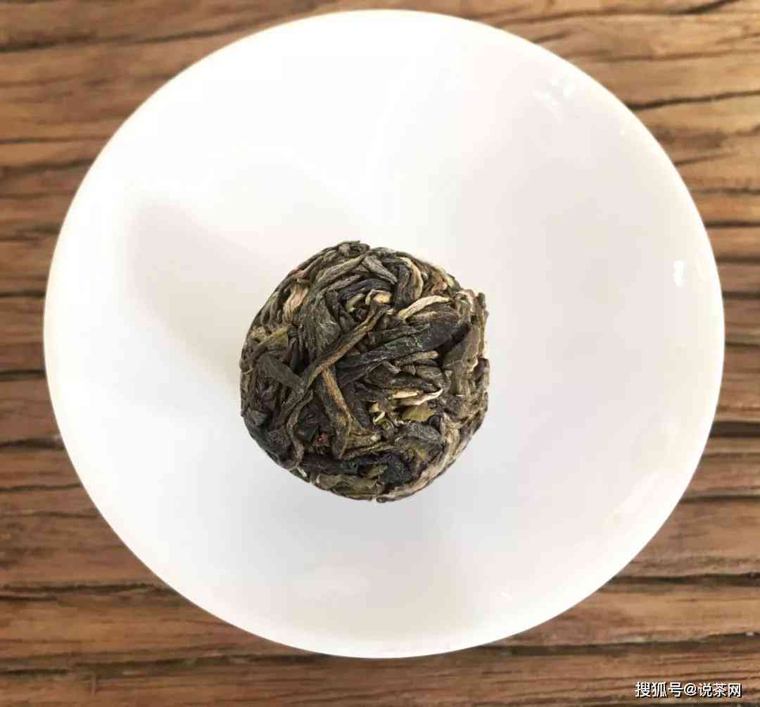 冰岛龙珠生茶的独特口感：一款值得尝试的新茶品