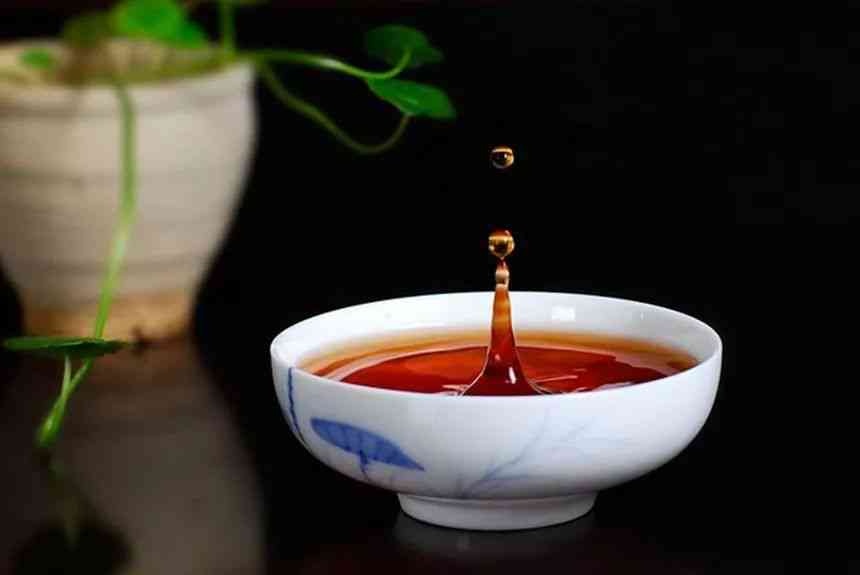 新探究普洱茶口感中的独特粘稠感及其可能的原因