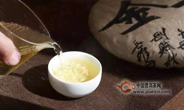 云南普洱茶：金瓜饼茶的特殊形态和工艺特点