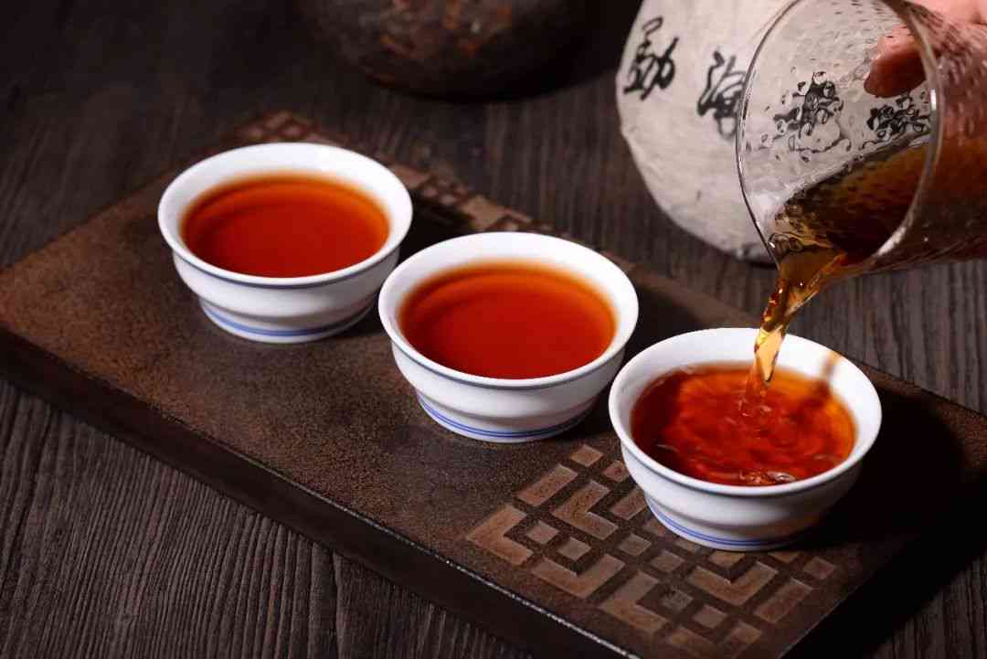 云南德凤普洱茶怎么样好喝吗？多少钱？云南德凤普洱茶叶。