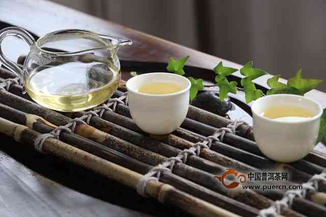 普洱茶饼的创新泡法：捣碎后的独特口感探究