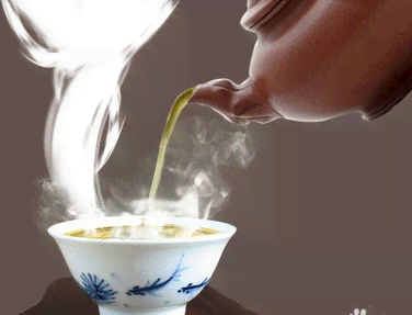 普洱茶质量波动：哪一年的普洱茶品质不佳？如何选购优质普洱茶？