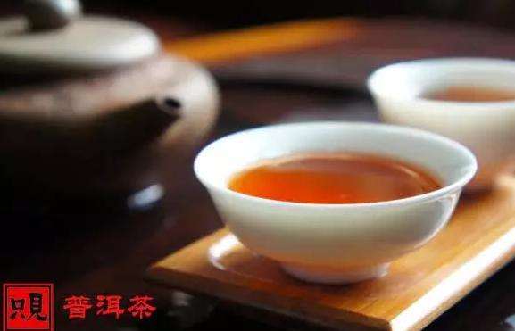 泡普洱茶用什么材质茶壶好喝：选择茶具的关键