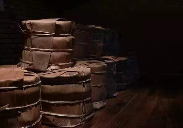 揭秘云南普洱茶产业的起源：追踪最早的普洱茶厂之路