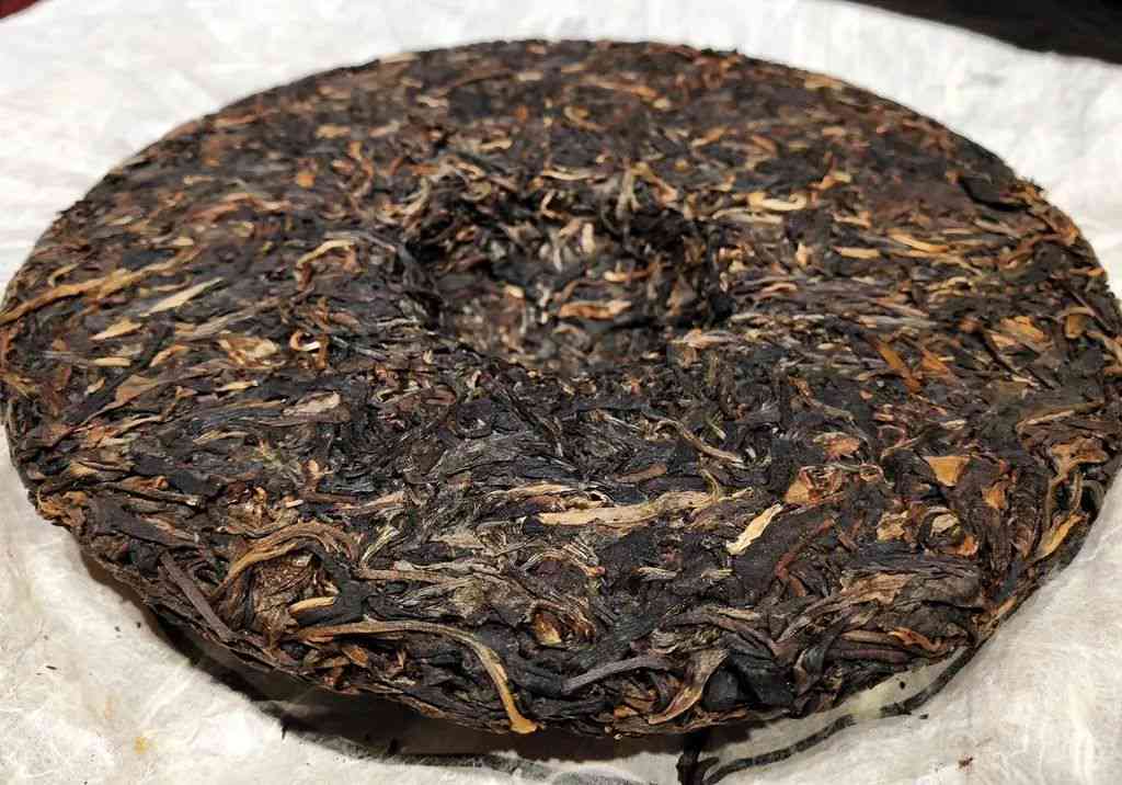 国艳普洱茶2009易武茶皇生饼：品质、产地、制作工艺及品饮体验全方位解析