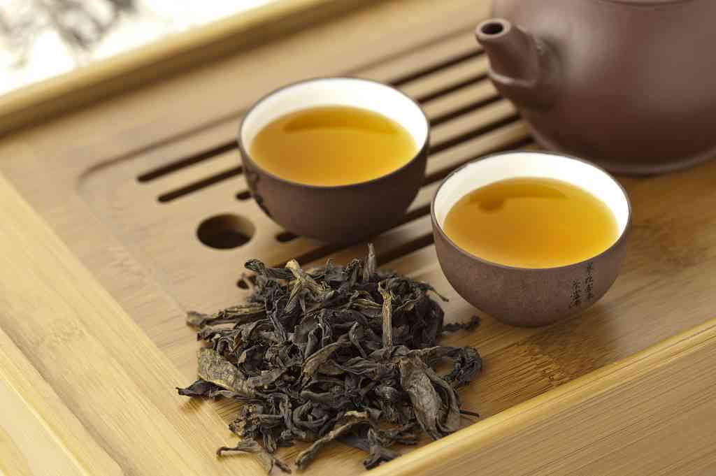 普洱茶与银子茶：口感对比，你更倾向哪一种？