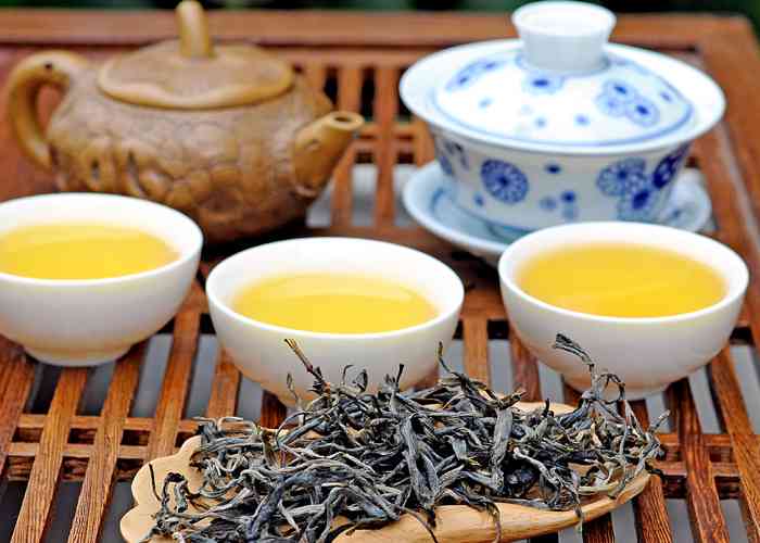 新早期普洱茶中的金典品种有哪些？它们的特点和品质如何？