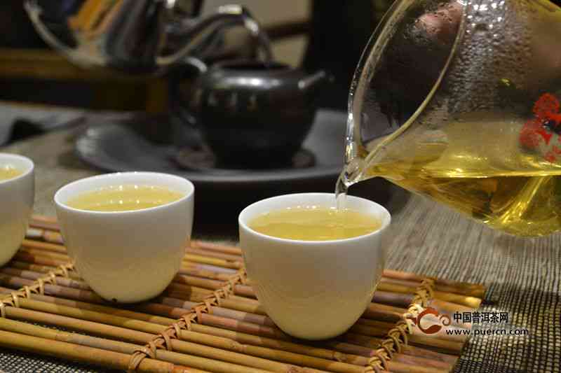 春饮茶指南：哪些普洱茶最适合春饮用？如何选择和品鉴？