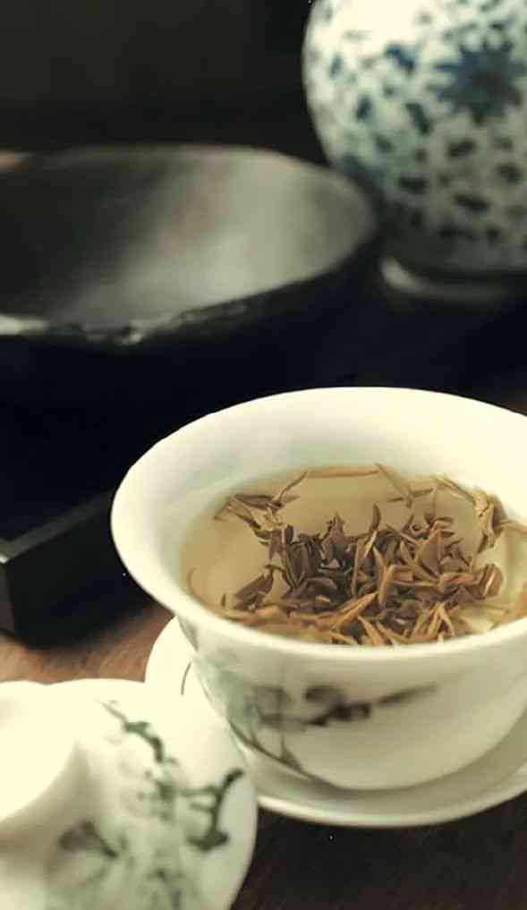 蛇胆疮患者能否饮茶？茶叶种类会影响治疗效果吗？