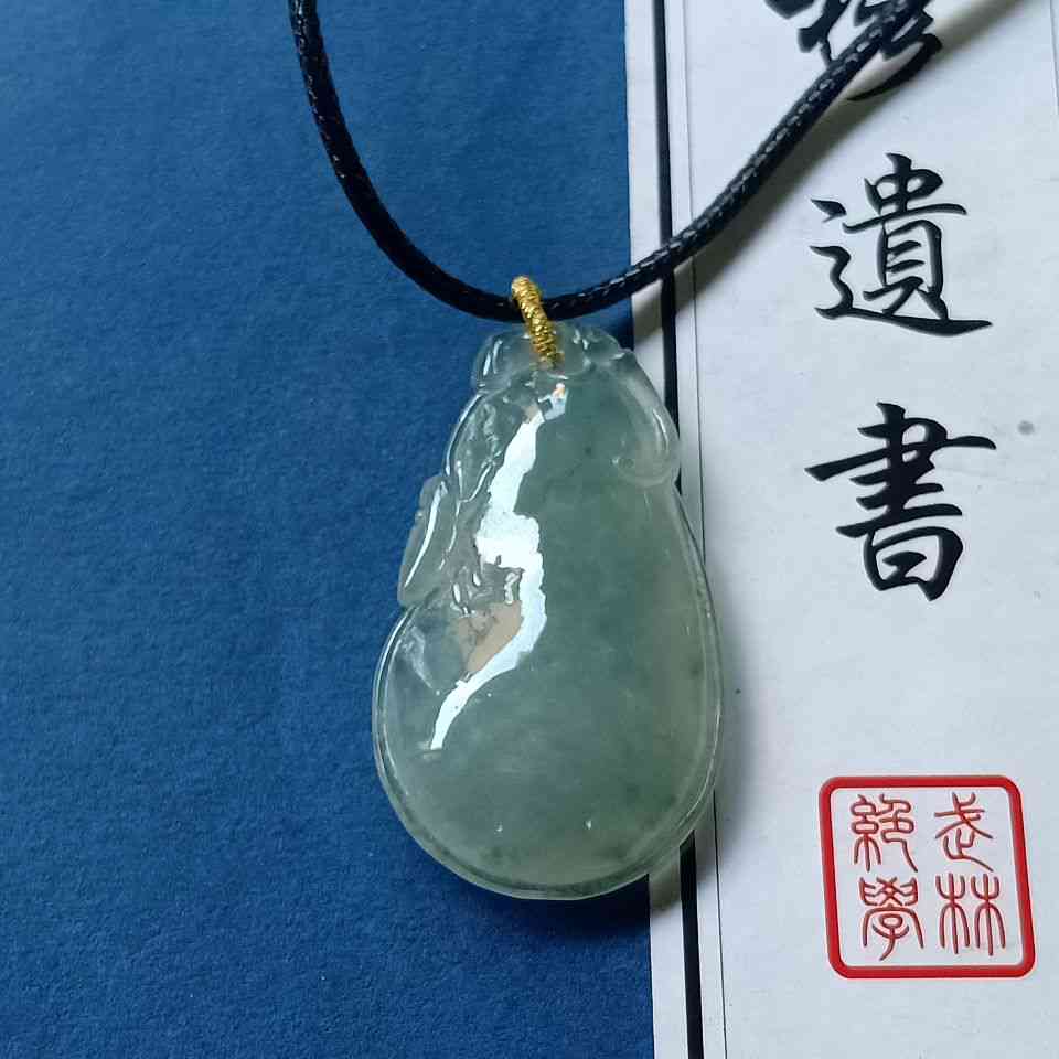 玉石福瓜吊坠