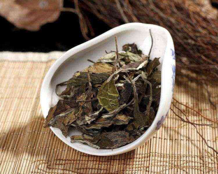 手脚冰凉的缓解方法：普洱茶是否有效？还有哪些其他选择？