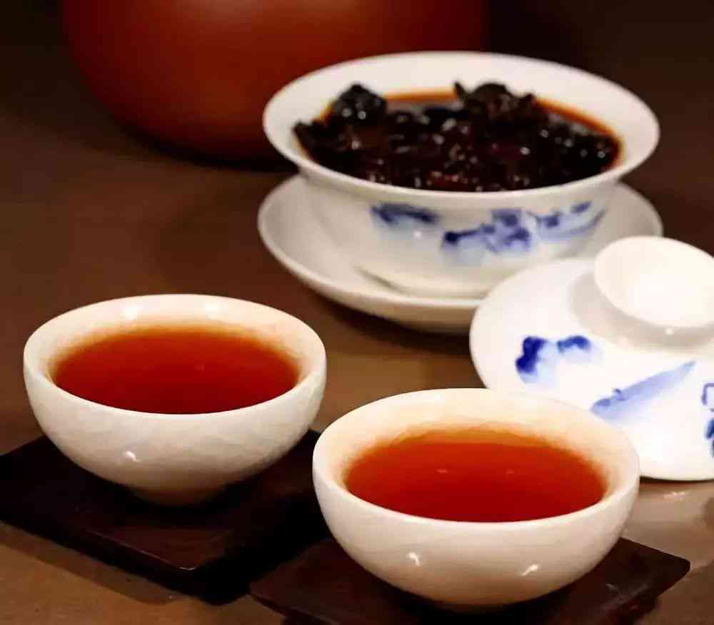 普洱茶的制作工艺、功效与品饮方法详解：永平带你深入了解普洱茶的魅力