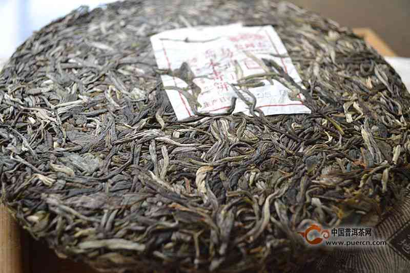 普洱茶饼：整块泡还是拆碎品？如何更好地享受普洱茶的风味？