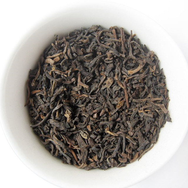 '云南普洱茶是什么茶：茶系、发酵、树种和叶子的特征全解析'