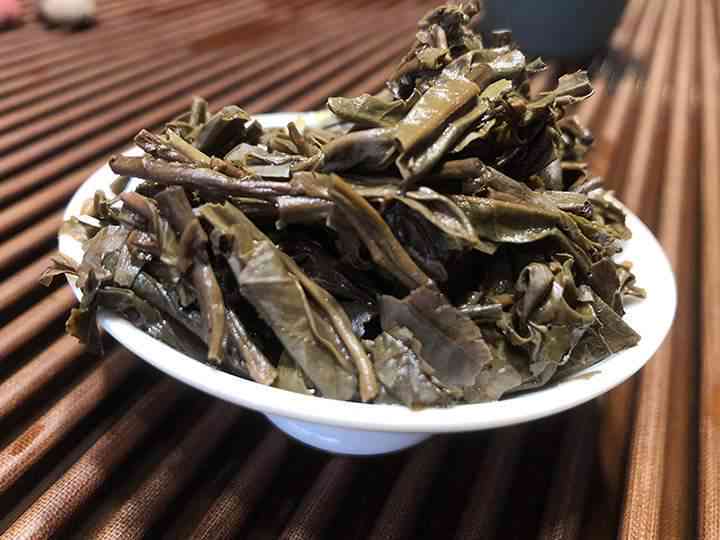 景迈普洱茶梗多