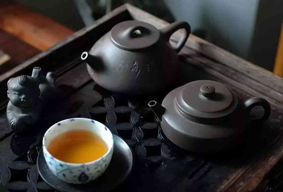 东莞普洱茶老：了解这位茶艺大师及其作品的全面指南