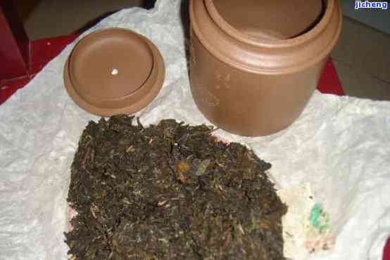 详细步骤：如何轻松打开茶罐子——普洱茶和茶桶的开启技巧