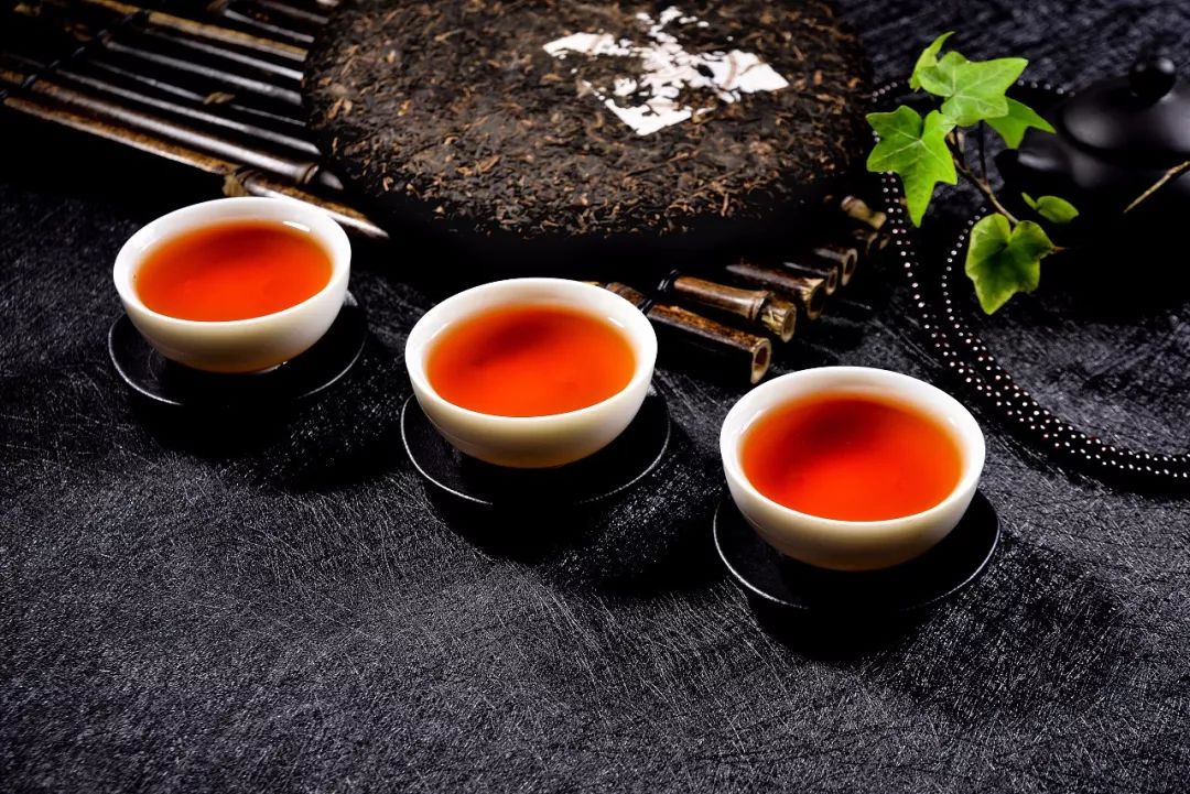 云南古树普洱茶：朝颜茶叶的醇厚口感与显著健效应详解