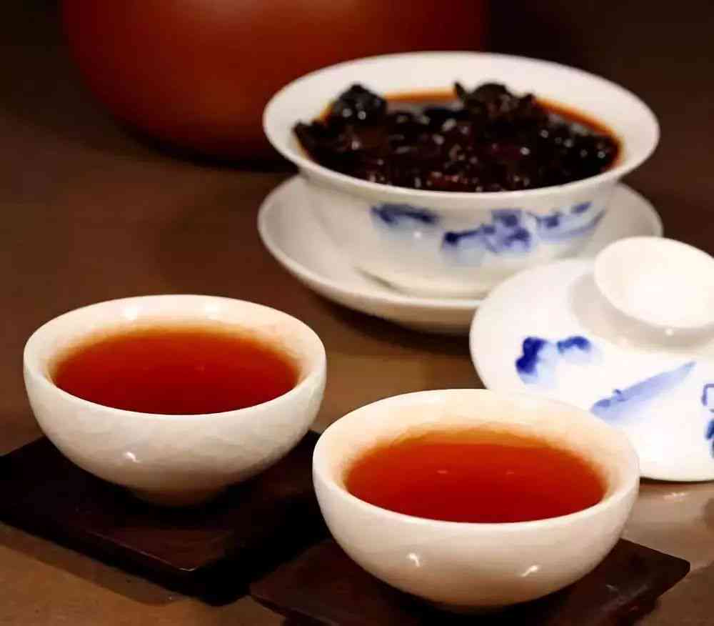 曼龙普洱茶：特点、制作工艺、品饮方法及适合人群全面解析