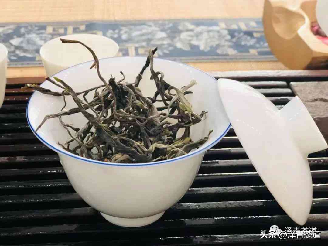 普洱茶与味精：它们之间的关系、作用及对健的潜在影响