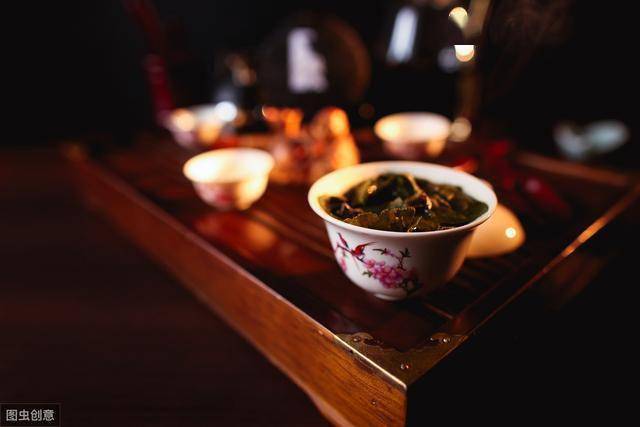风雅时节是什么茶：、礼盒与茶人文化解析