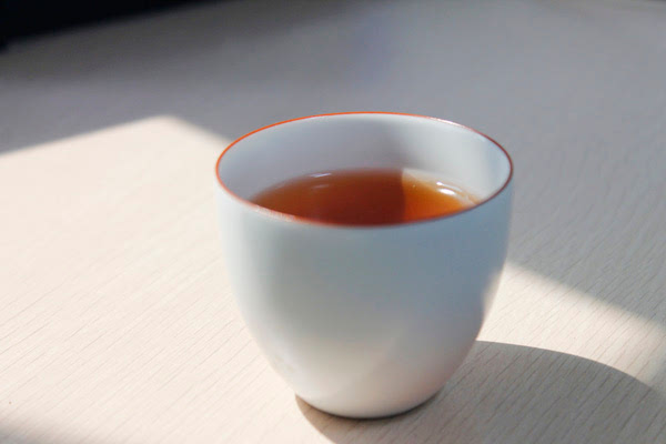 探究普洱茶价值：十大天价茶品与昂贵价格背后的奥秘