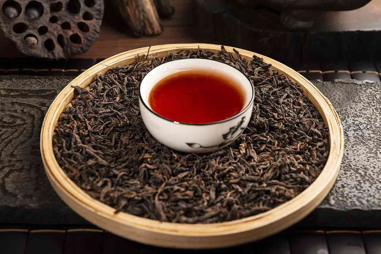 金丝普洱茶：生茶与熟茶的奇妙区别，你了解吗？