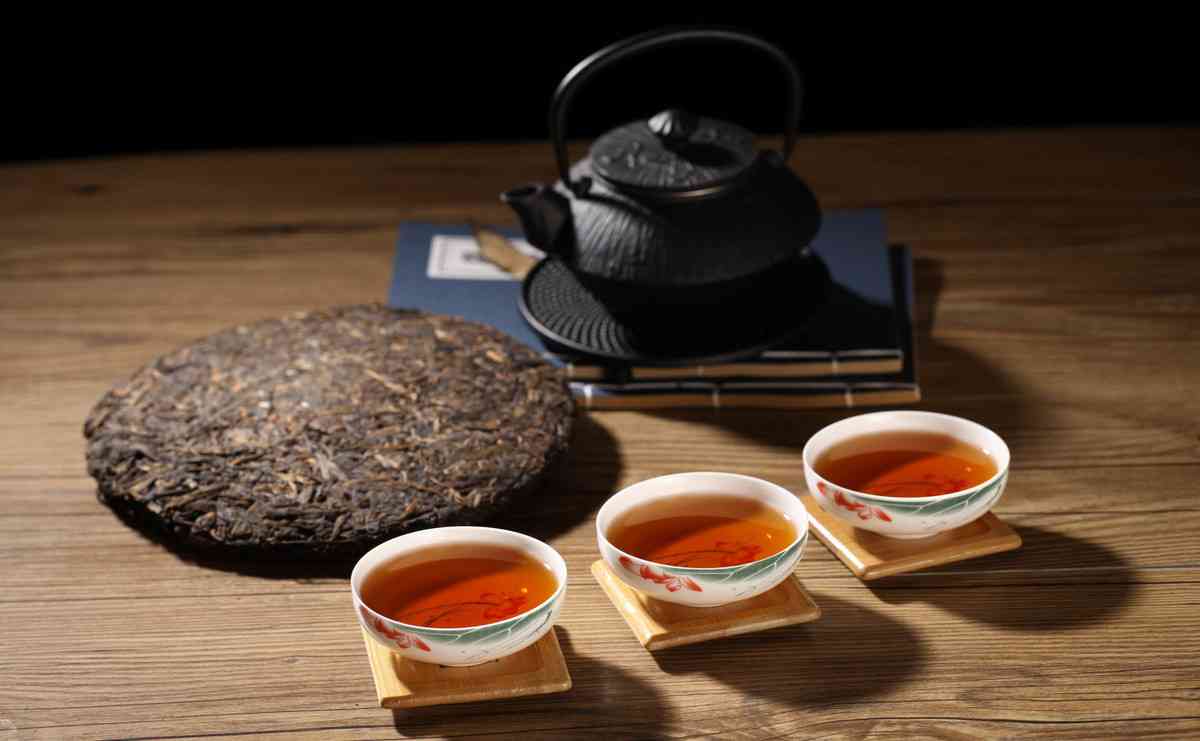 北京茶文化之旅：普洱茶与历的完美交融