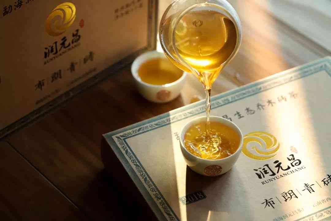 下关茶香坊：品普洱韵味，享茶吧时光