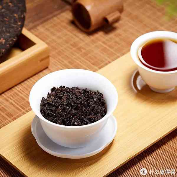 邂逅美好岁月：品味普洱茶的香醇与感受