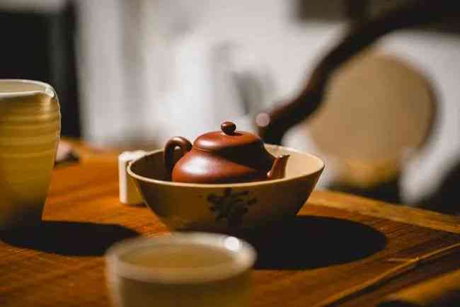 普洱茶的深层文化含义：探寻其独特的寓意象征