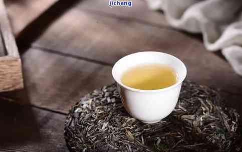 普洱茶有马粪味正常吗？普洱茶为何有马尿味和臭味？