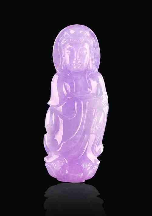 紫罗兰翡翠雕佛像：适合的题材与创意挂件