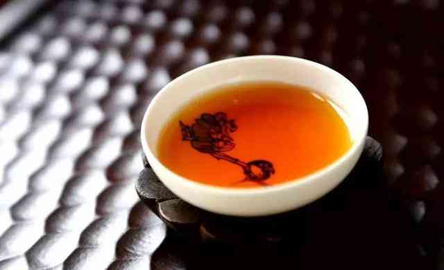 全面品鉴香草林普洱茶：口感、香气与风味特性解析，帮助您挑选最适合的茶品
