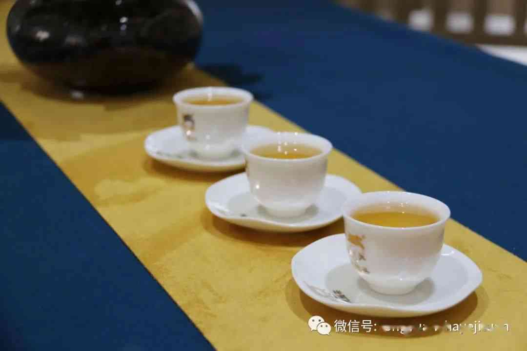 龙园号2008年普洱茶精品饼：一款令人醉的茶艺之作