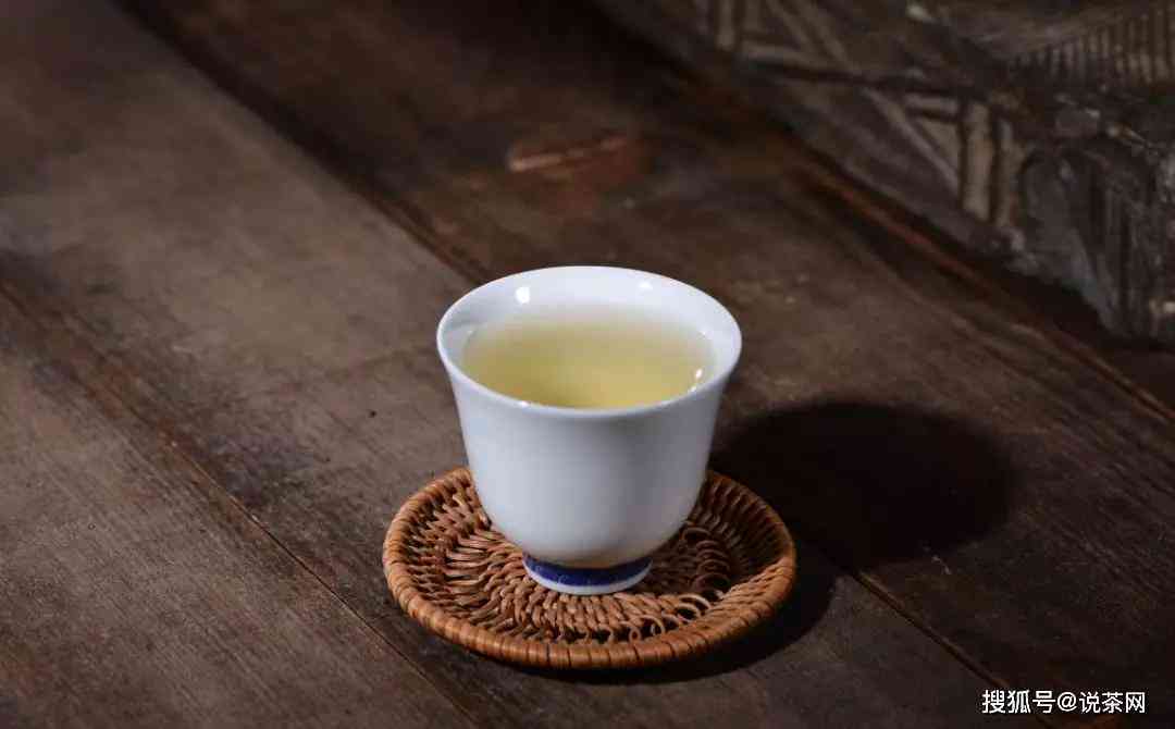 探索冰岛普洱茶冲泡艺术：精确时间与独特口感的完美结合