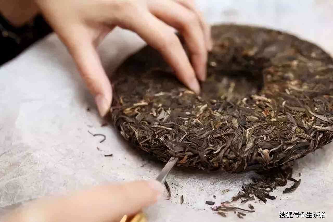 从零开始：全面掌握普洱茶饼撬茶技巧，让你轻松享受美味普洱茶！