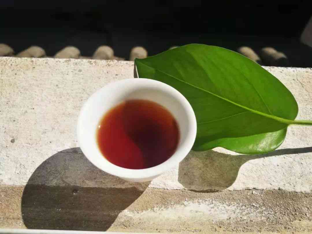 昔归普洱茶熟茶砖：昔归普洱茶的口感与含义解释