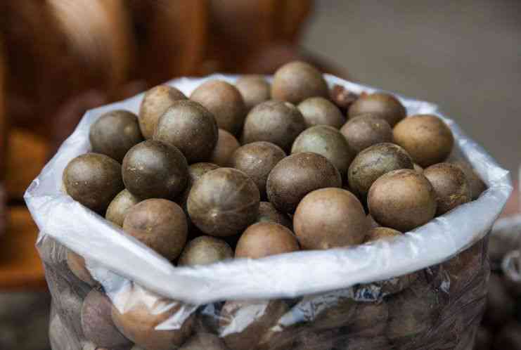 探究黑普洱茶的多重功效及其独特食用方法