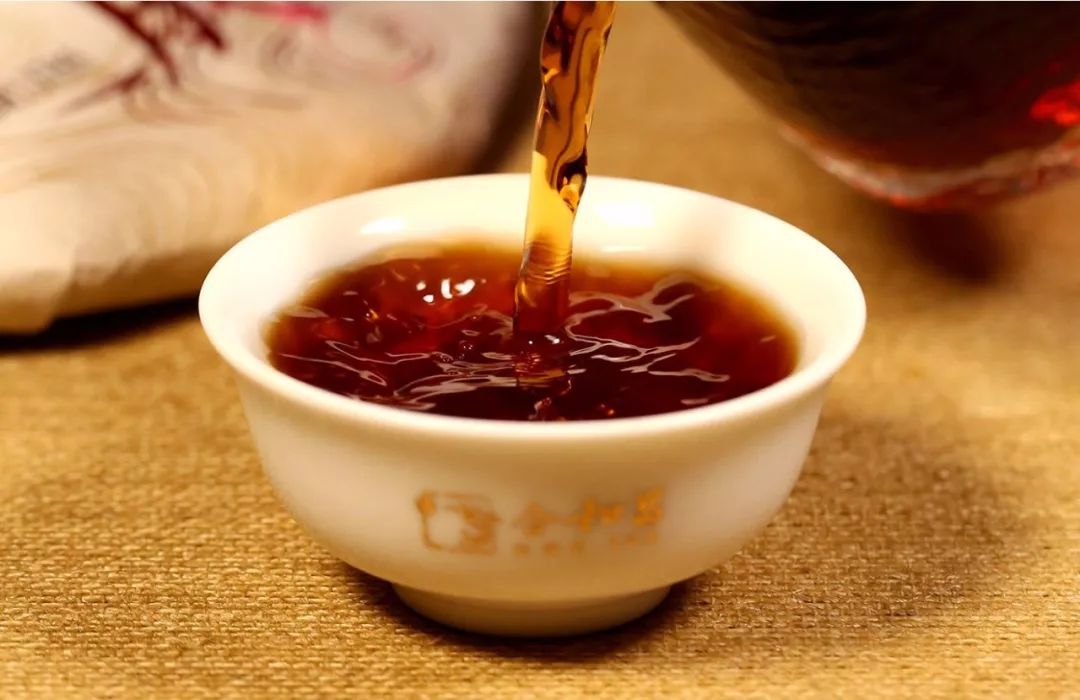 从原料选择到制作工艺：如何酿造出美味的生普洱茶？