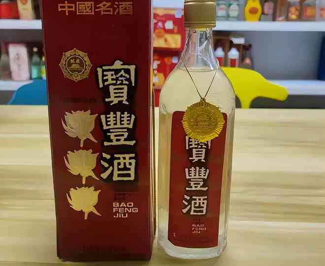 东来宝丰白酒京东清香价格大揭秘：怼酒胖东的惊人发现！