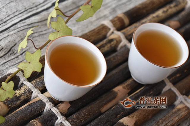 大红桔普洱茶：独特风味的制作与配料详解