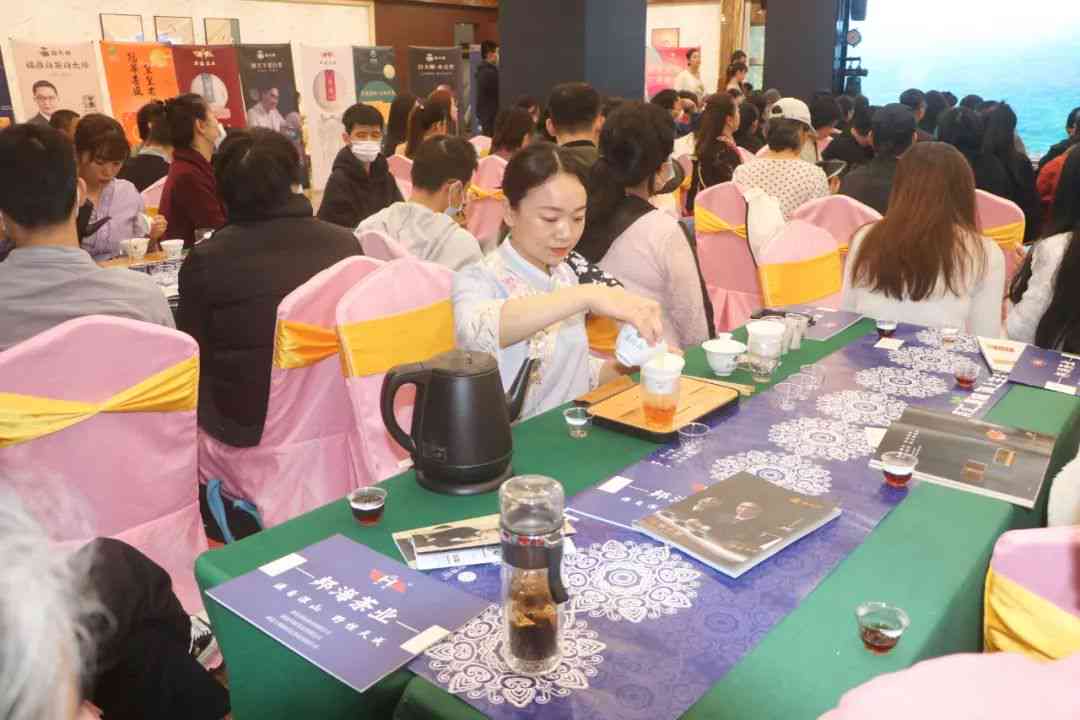 探索普洱茶：一跨越时光的味蕾之旅