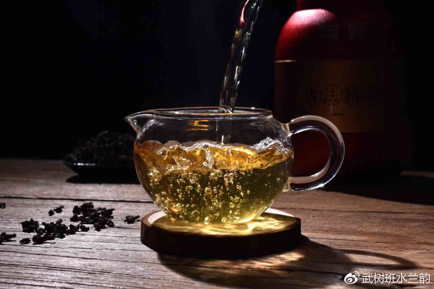 黄金茶与铁观音茶叶的比较：哪个更适合你？