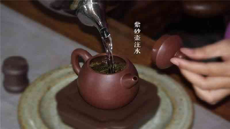 紫砂料泡普洱茶好喝：如何使用紫砂壶冲泡普洱茶，熟茶的方法与技巧。