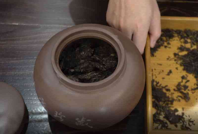 存普洱茶瓷罐可以吗