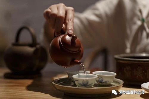 掌握普洱茶冲泡技巧：紫砂壶与如何使用