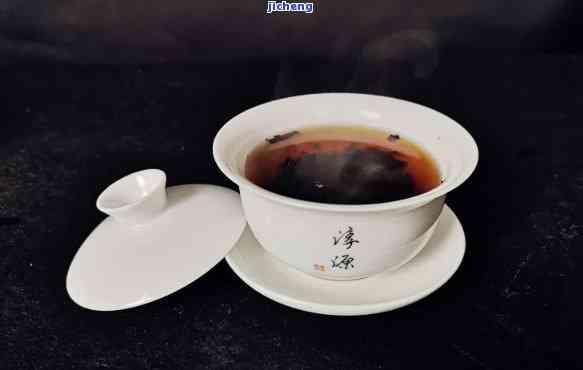 普洱茶茶杯选择和使用指南：了解种类、材质、保养与品饮技巧